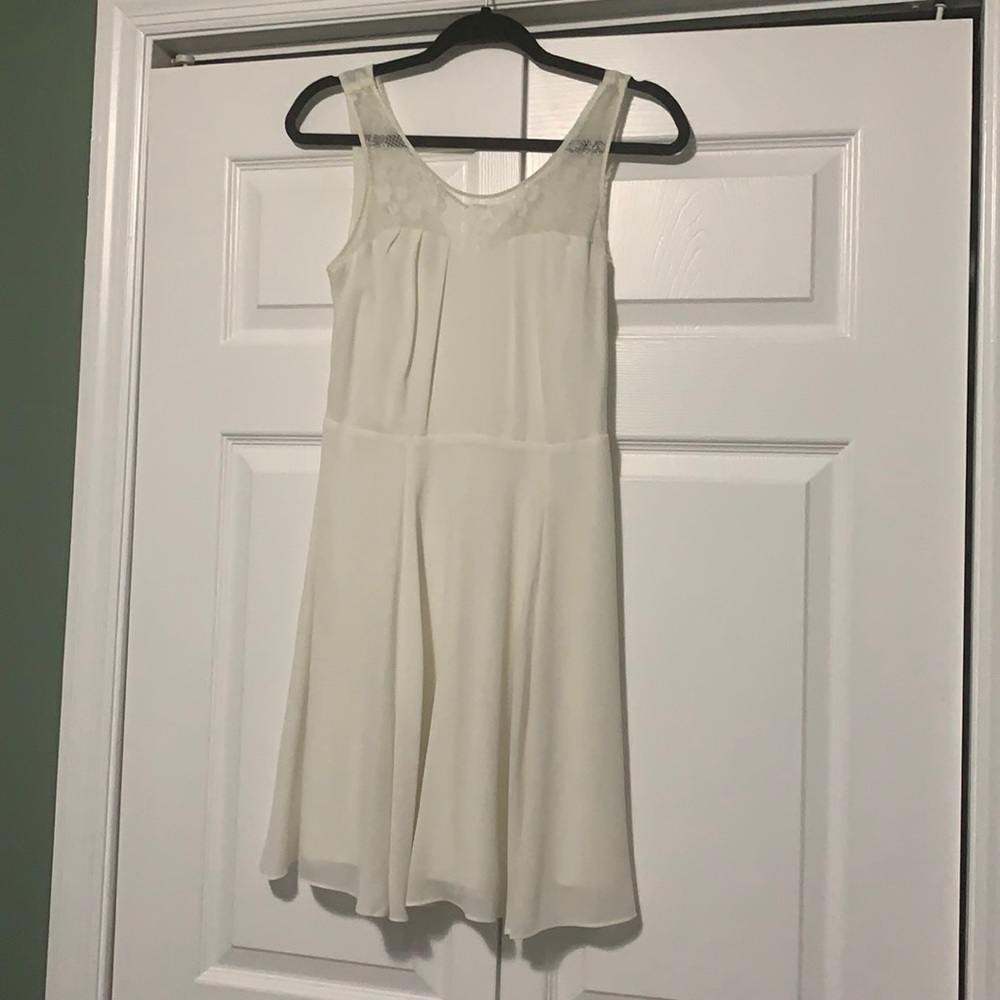 Express size 2 white lace dress summer bridal shower party lightweight